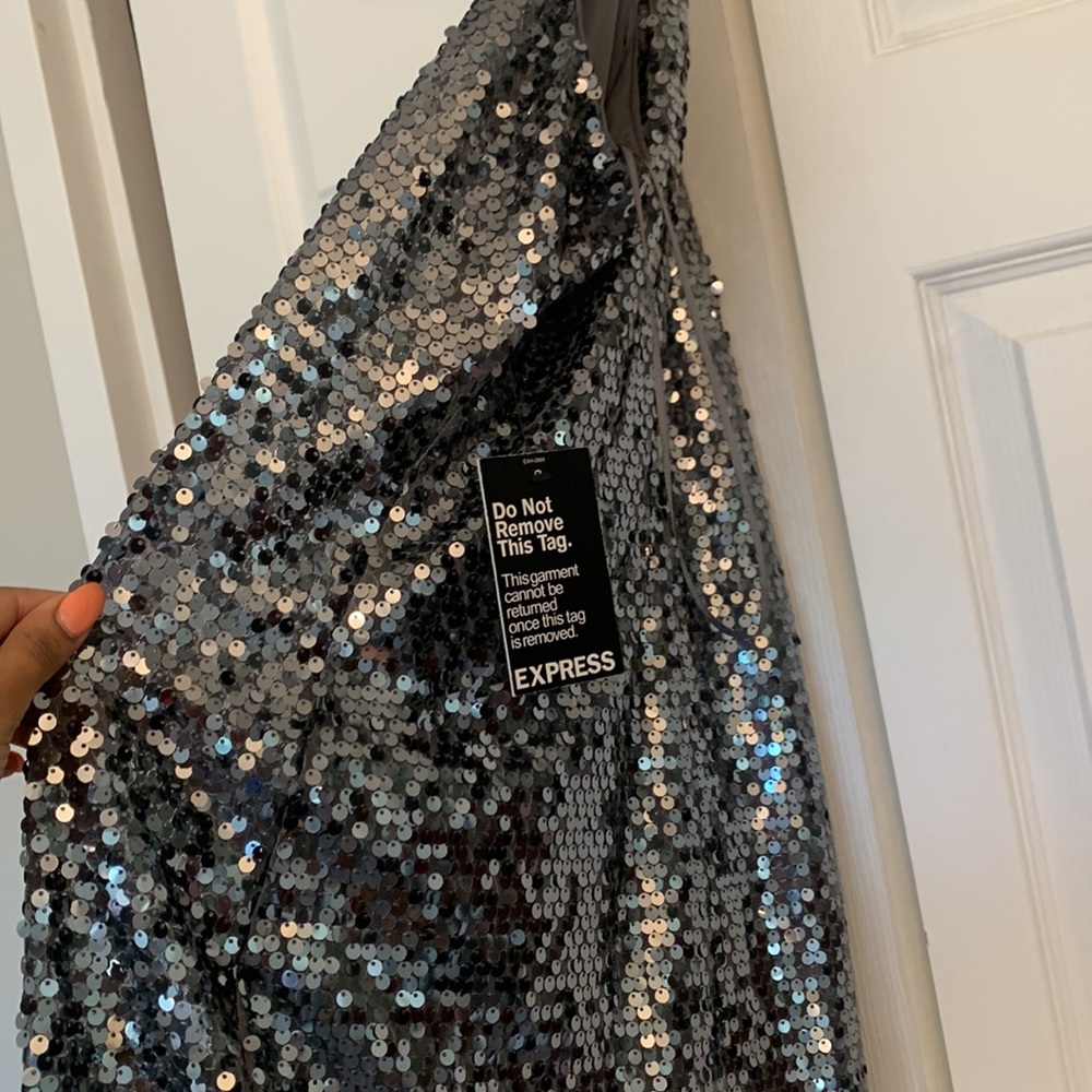 Fun dress from express, brand new! - Picture 3 of 4